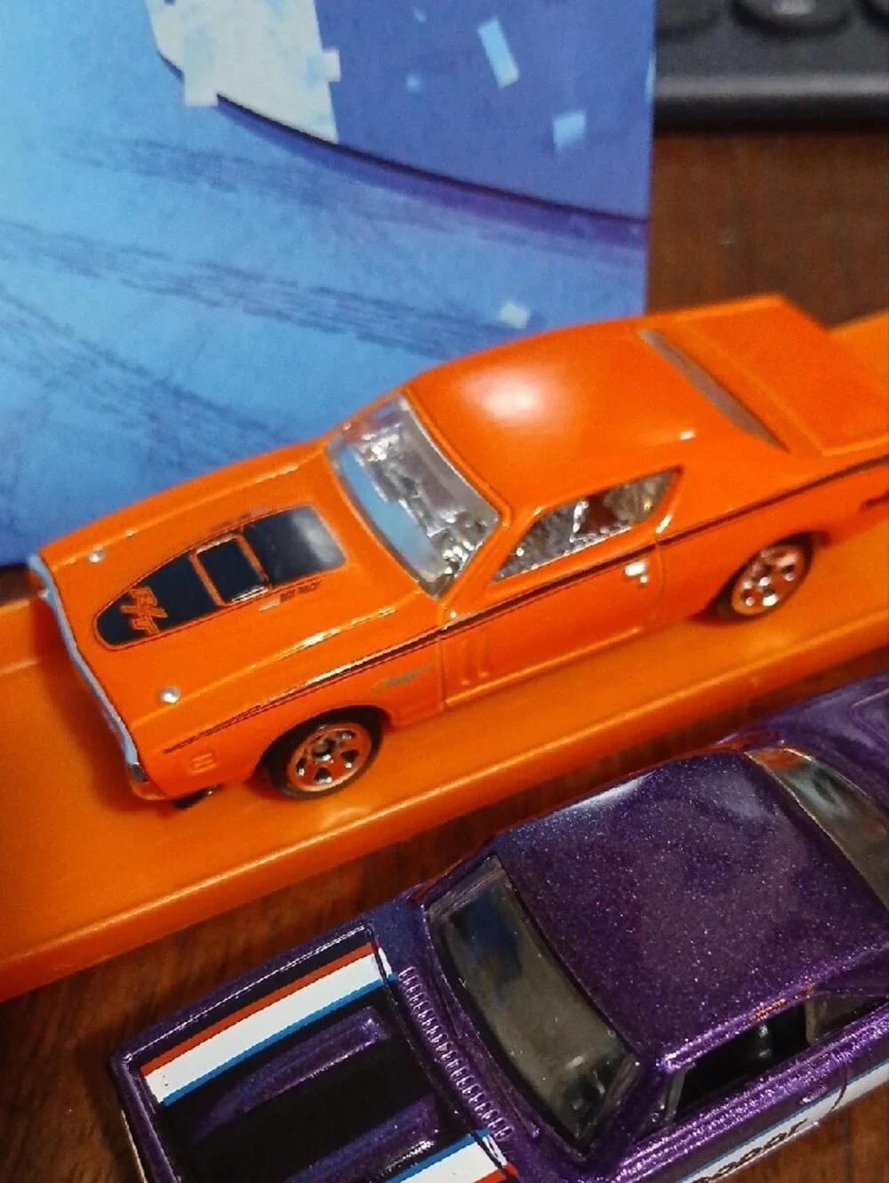 Mopar Muscle Hot Wheels Assortment  Die-Cast Toy Cars - Pack of 5. Loose But New